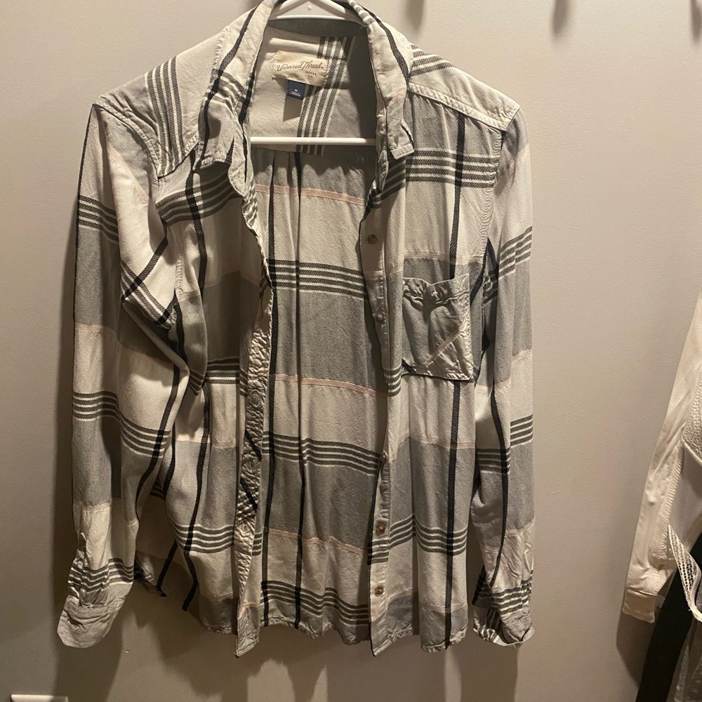 Universal thread black/white plaid button down